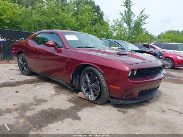  Salvage Dodge Challenger