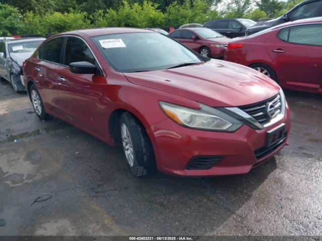  Salvage Nissan Altima
