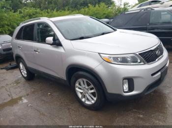  Salvage Kia Sorento