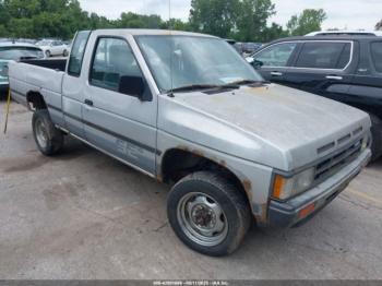  Salvage Nissan D21