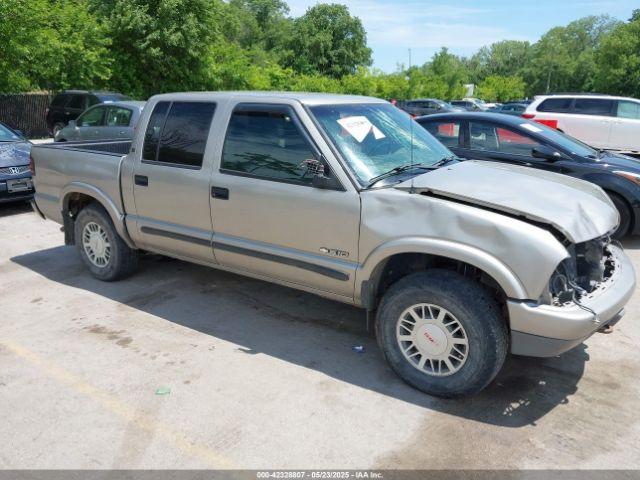  Salvage Chevrolet S-10