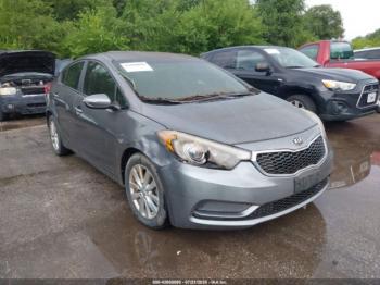  Salvage Kia Forte
