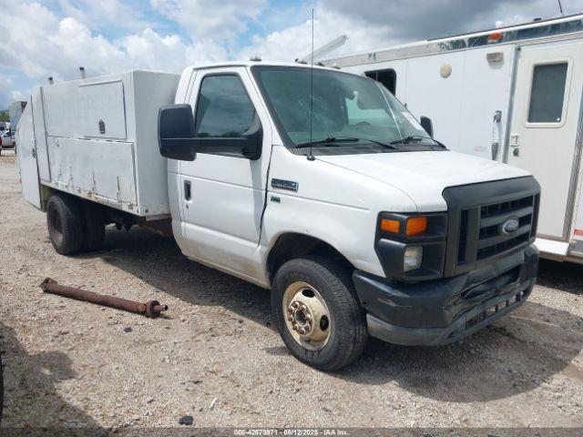  Salvage Ford E-450
