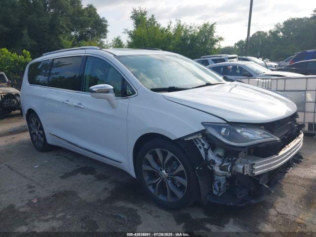  Salvage Chrysler Pacifica