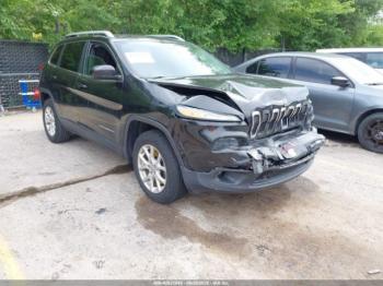  Salvage Jeep Cherokee