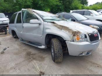  Salvage GMC Yukon