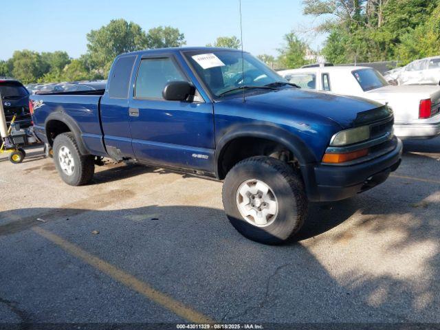  Salvage Chevrolet S-10