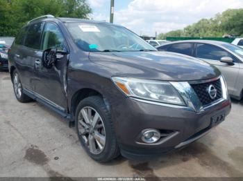  Salvage Nissan Pathfinder