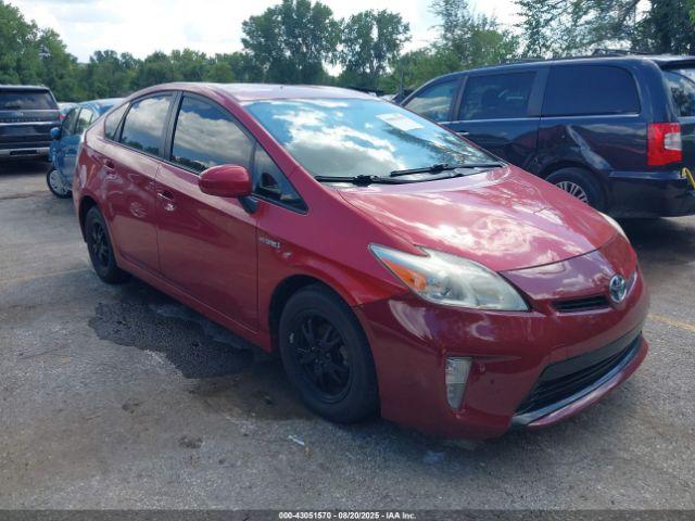  Salvage Toyota Prius