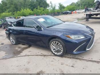  Salvage Lexus Es