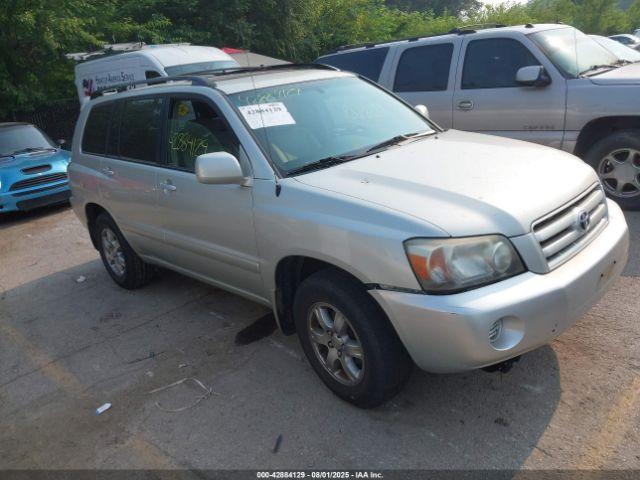  Salvage Toyota Highlander