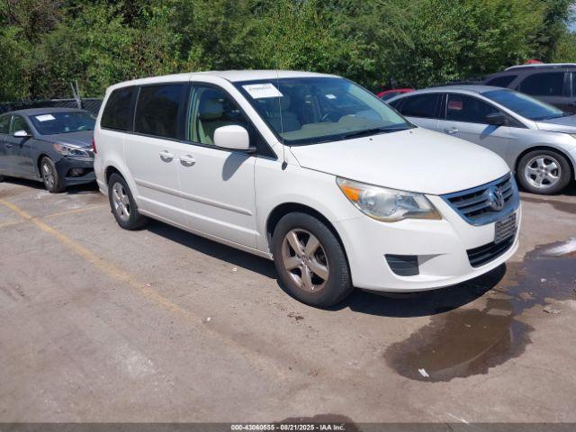  Salvage Volkswagen Routan