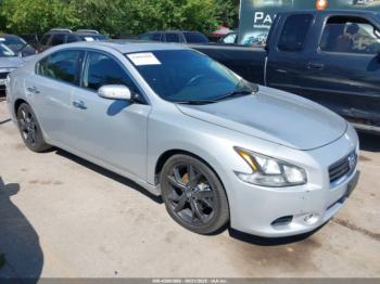  Salvage Nissan Maxima