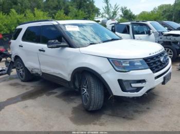  Salvage Ford Explorer