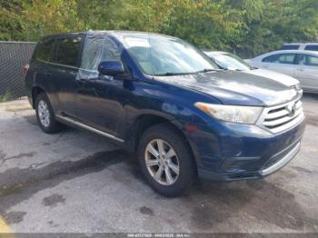  Salvage Toyota Highlander