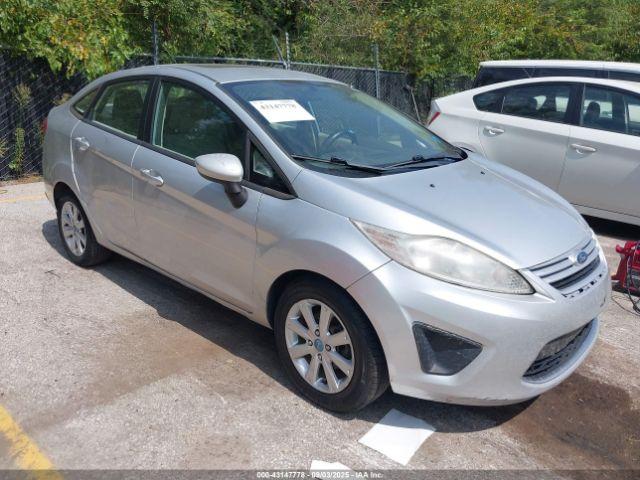  Salvage Ford Fiesta