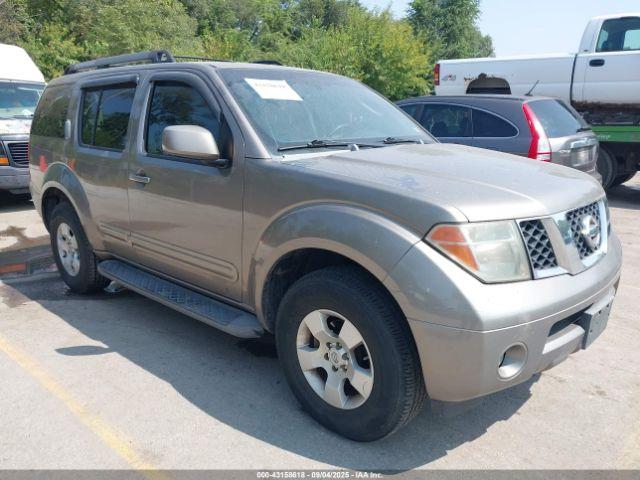  Salvage Nissan Pathfinder