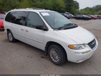  Salvage Chrysler Town & Country