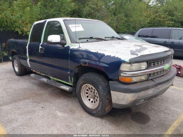  Salvage Chevrolet Silverado 1500
