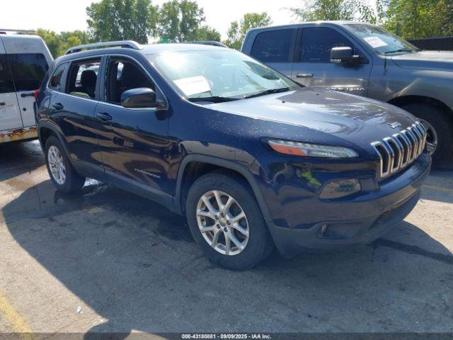  Salvage Jeep Cherokee