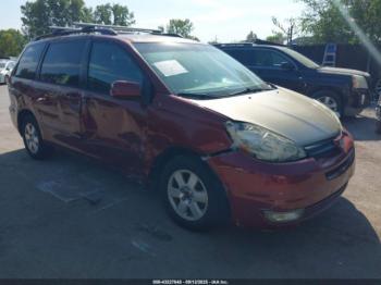  Salvage Toyota Sienna