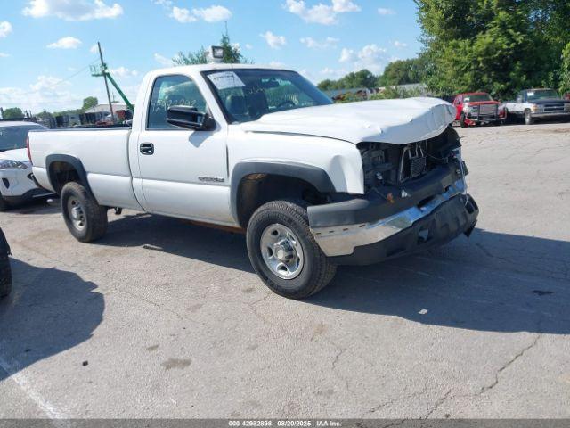 Salvage Chevrolet Silverado 2500