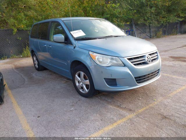  Salvage Volkswagen Routan