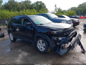  Salvage Jeep Compass