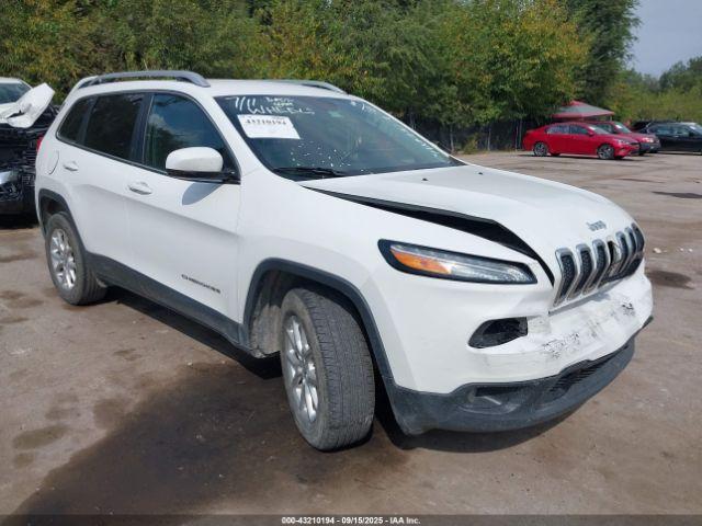  Salvage Jeep Cherokee