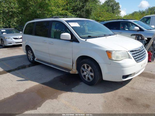  Salvage Chrysler Town & Country