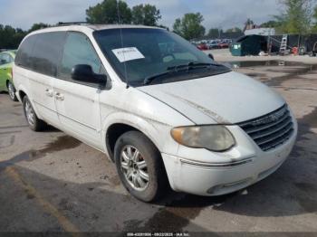  Salvage Chrysler Town & Country