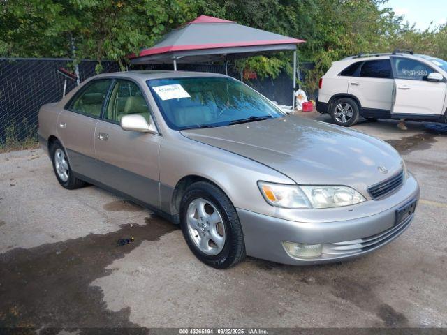  Salvage Lexus Es