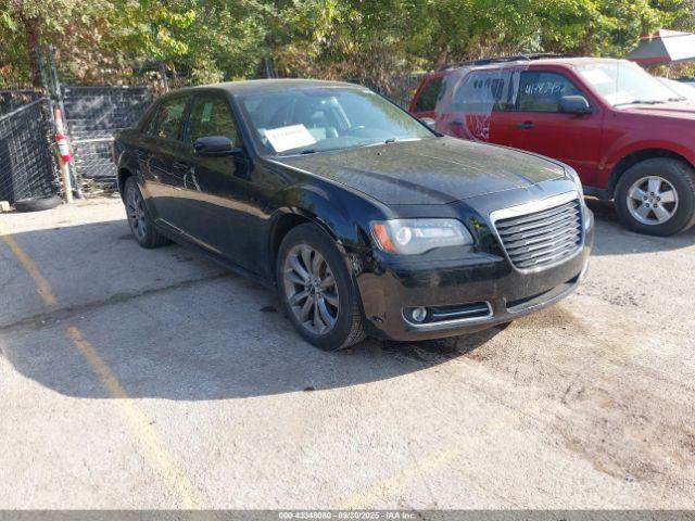  Salvage Chrysler 300