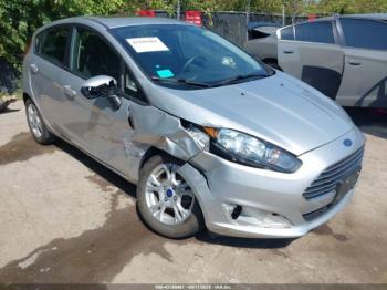  Salvage Ford Fiesta