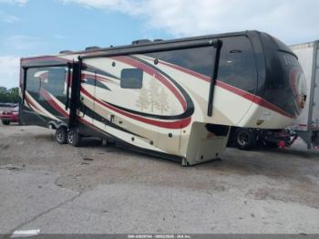  Salvage Redwood Rv 3901wb