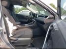 Toyota RAV4 Le Image 11