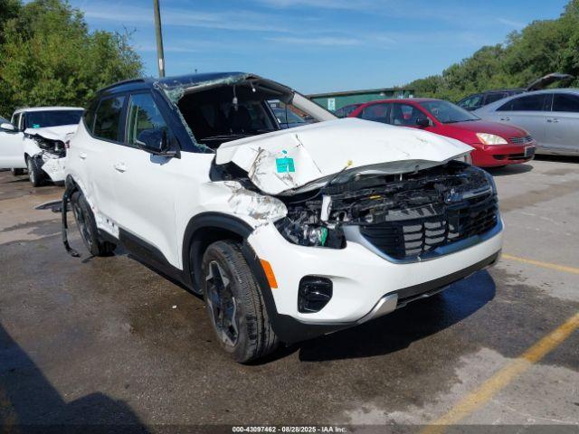  Salvage Kia Seltos