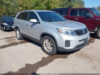  Salvage Kia Sorento