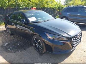  Salvage Nissan Altima