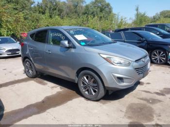  Salvage Hyundai TUCSON