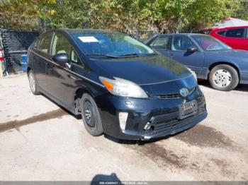  Salvage Toyota Prius