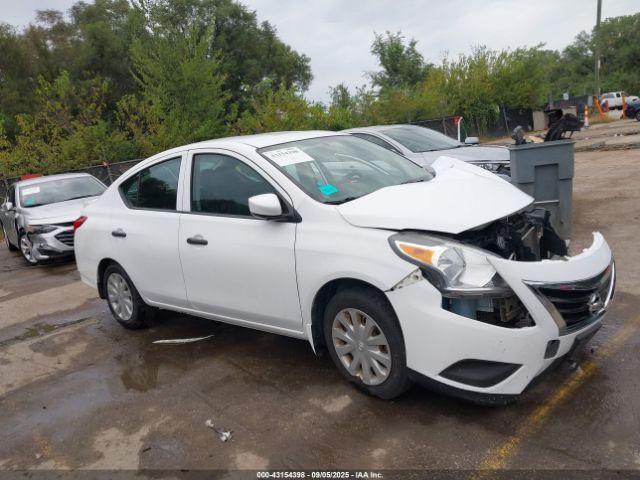 Salvage Nissan Versa