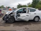 Nissan Versa 1.6 S+ Image 3