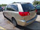 Toyota Sienna Le Image 8