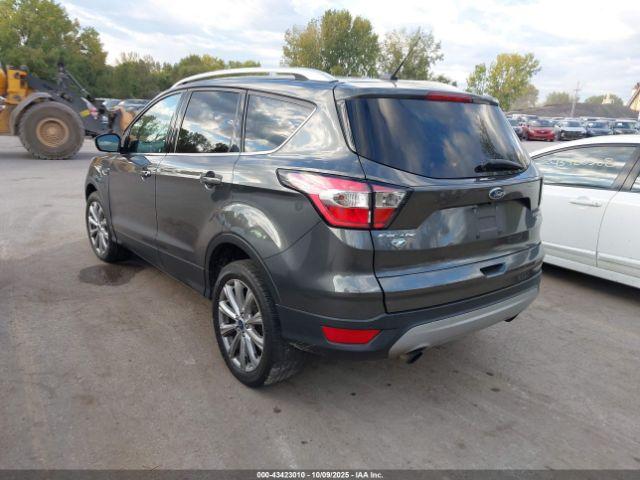 Ford Escape Titanium Image 11
