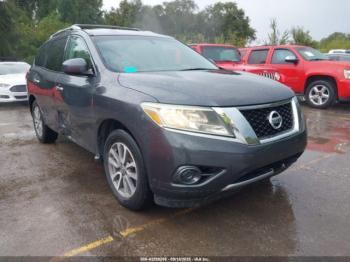  Salvage Nissan Pathfinder