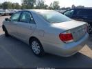 Toyota Camry Le Image 2