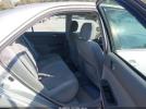 Toyota Camry Le Image 4