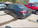 Toyota Camry Le Image 6