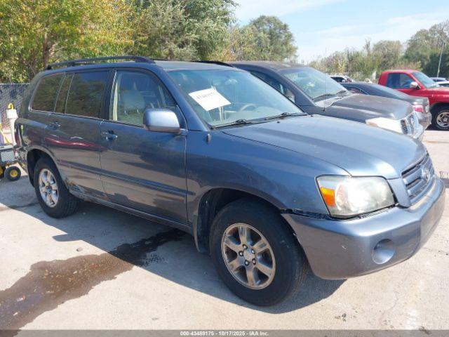  Salvage Toyota Highlander